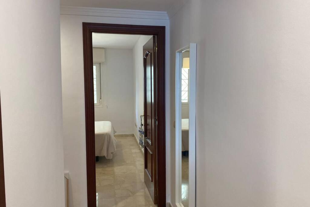 Maravilloso Apartamento En Primera Linea De Playa Con Vistas Al Mar En Caleta De Velez 2 D Εξωτερικό φωτογραφία