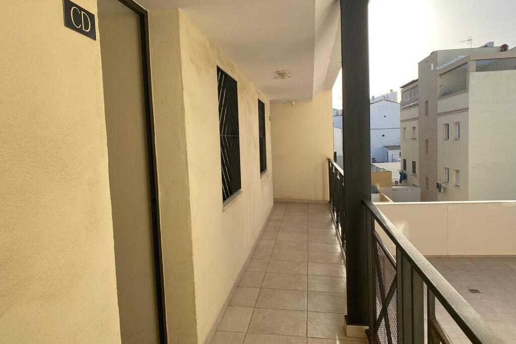 Maravilloso Apartamento En Primera Linea De Playa Con Vistas Al Mar En Caleta De Velez 2 D Εξωτερικό φωτογραφία