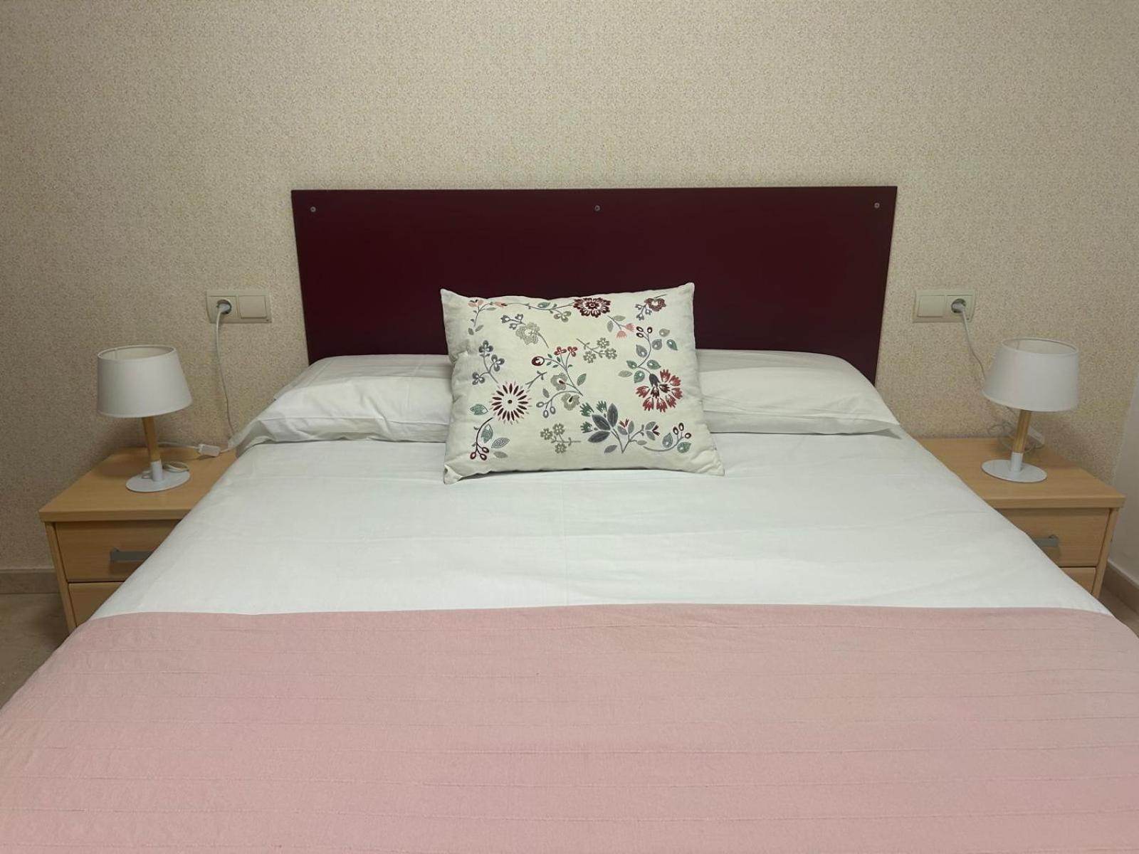 Maravilloso Apartamento En Primera Linea De Playa Con Vistas Al Mar En Caleta De Velez 2 D Εξωτερικό φωτογραφία