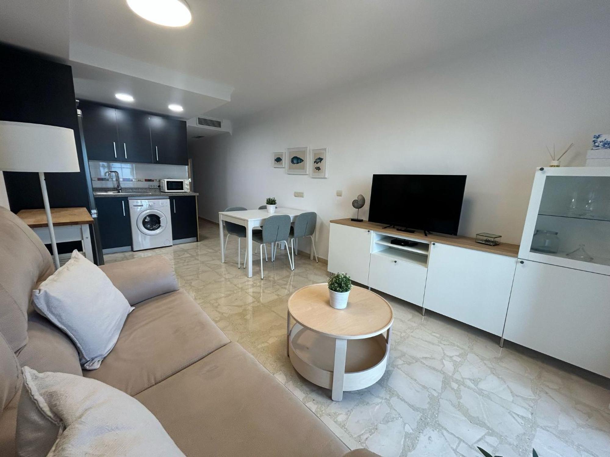 Maravilloso Apartamento En Primera Linea De Playa Con Vistas Al Mar En Caleta De Velez 2 D Εξωτερικό φωτογραφία